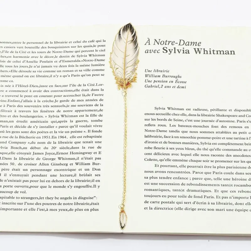 Exquisite Metal Metal Bookmark Feather Shape With Feather Pendant Reading Book Clip Pagination Mark Book Lovers Writers Readers