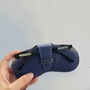 Glasses Case Women Leather Soft Glasses Bag Fashion Portable Sunglasses Box Bag Accessories Solid Eyewear Protector Case Pouch
