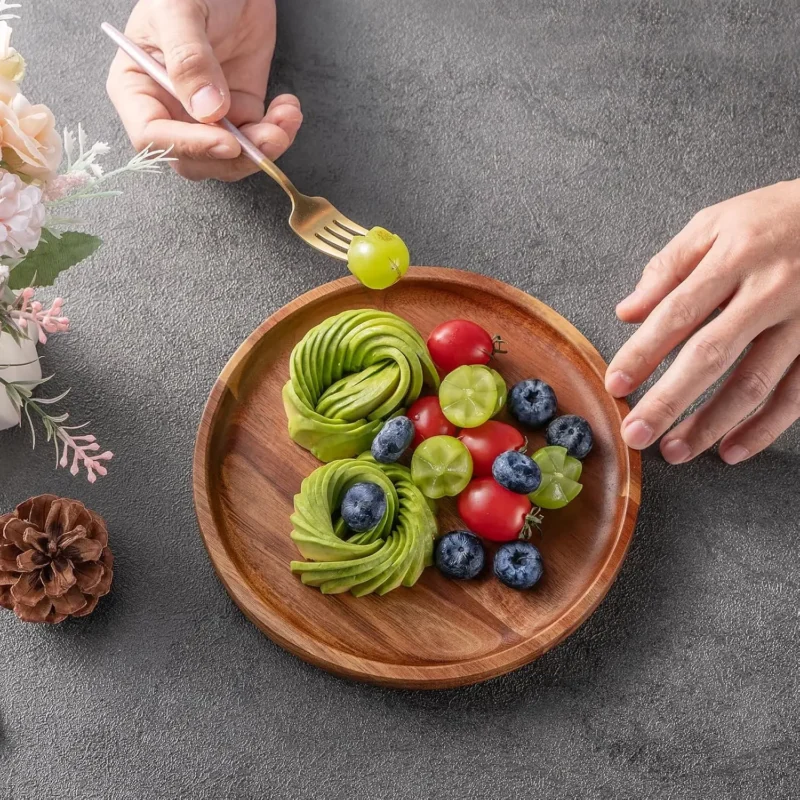 Wood Dinner Plates 5.9 Inch Round Wooden Plates Lightweight Classic Plate Handmade Serving Tray for Dishes Snack Food Gift