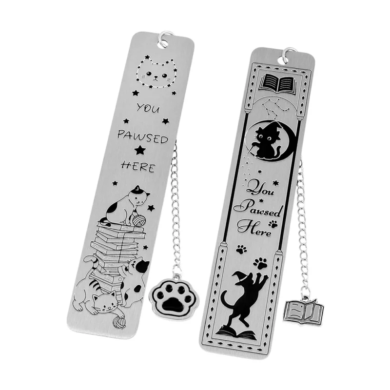 Cat themed metal bookmark with hanging accessories, a great reading assistant for poop scoopers and cute fans.