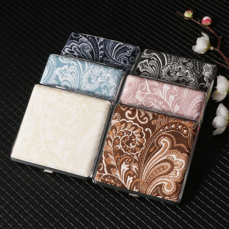 New Classic Leather Pattern Rubber Band Style Coarse 20 Cigarettes Box For Men Portable And Lightweight Metal Cigarette Box