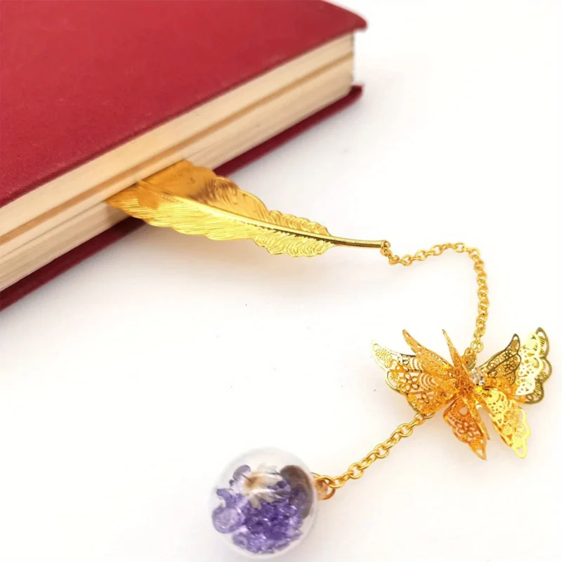 1PC elegant metal bookmark - decorated with golden feathers and flowers, a school gift, a Christmas and Valentine's Day gift