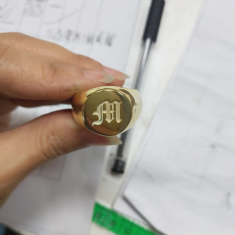 Custom Engraved 17mm Round Top Ring Engraved Signet Ring Personalize Engraving Letters Logo Rings Fashion Men Copper Jewelry