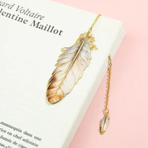 Exquisite Metal Metal Bookmark Feather Shape With Feather Pendant Reading Book Clip Pagination Mark Book Lovers Writers Readers
