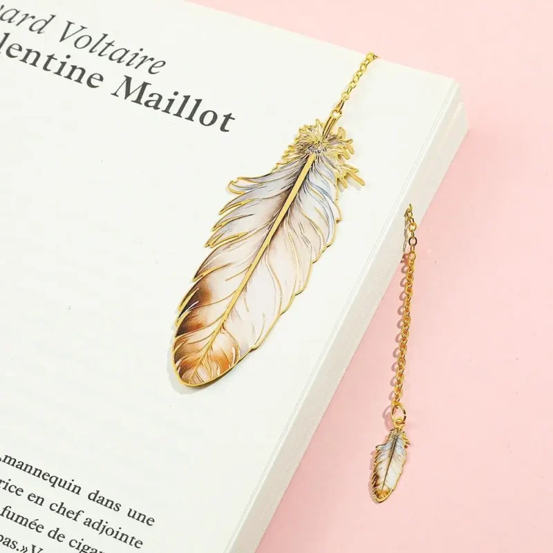 Exquisite Metal Metal Bookmark Feather Shape With Feather Pendant Reading Book Clip Pagination Mark Book Lovers Writers Readers