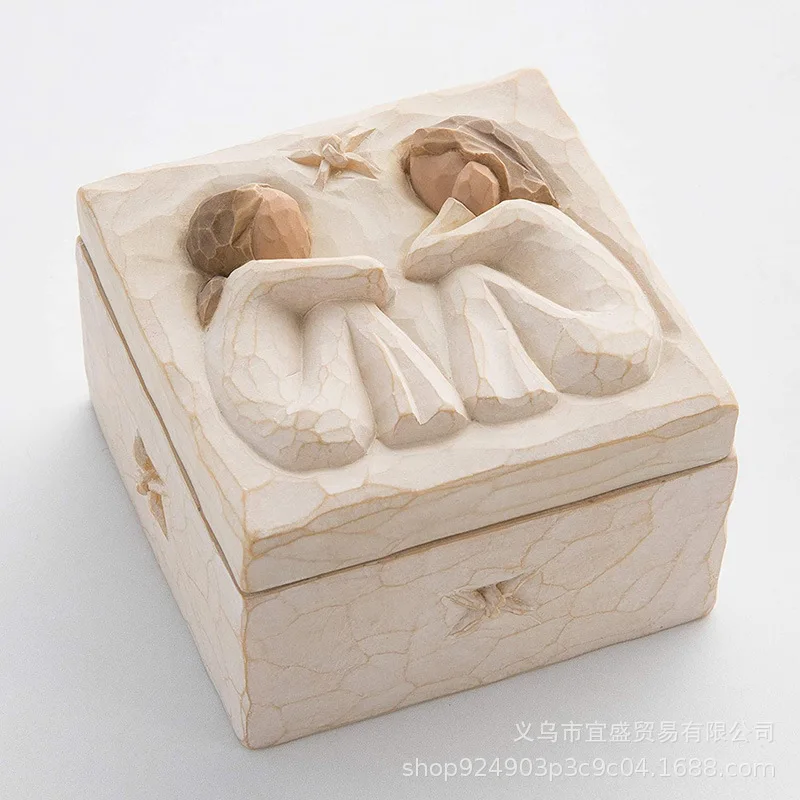 Tree Friendship Keepsake Box, Forever True, Forever Friends, Holds Jewelry and Treasures, Carving of Best Friends or Sisters, Sc