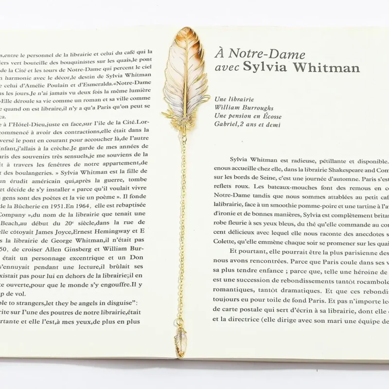 Exquisite Metal Metal Bookmark Feather Shape With Feather Pendant Reading Book Clip Pagination Mark Book Lovers Writers Readers