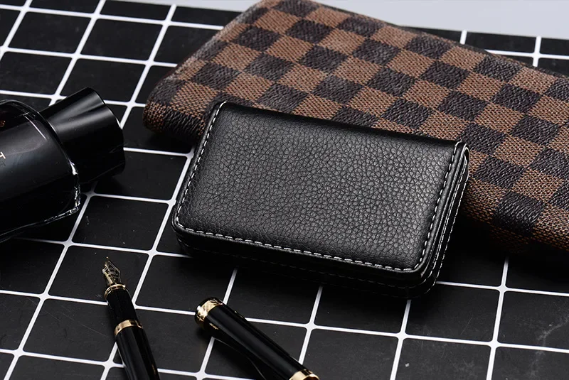 1pc PU Leather Business Card Holder With Magnetic Buckle Slim Pocket Name Card Holder Large Capacity Portable Credit Card Case